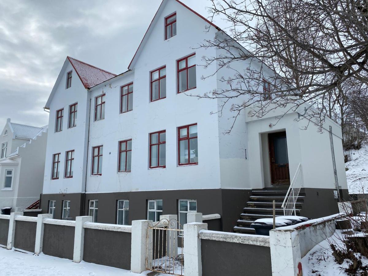 Day Dream Central Akureyri Two Bedroom Apartment Kültér fotó